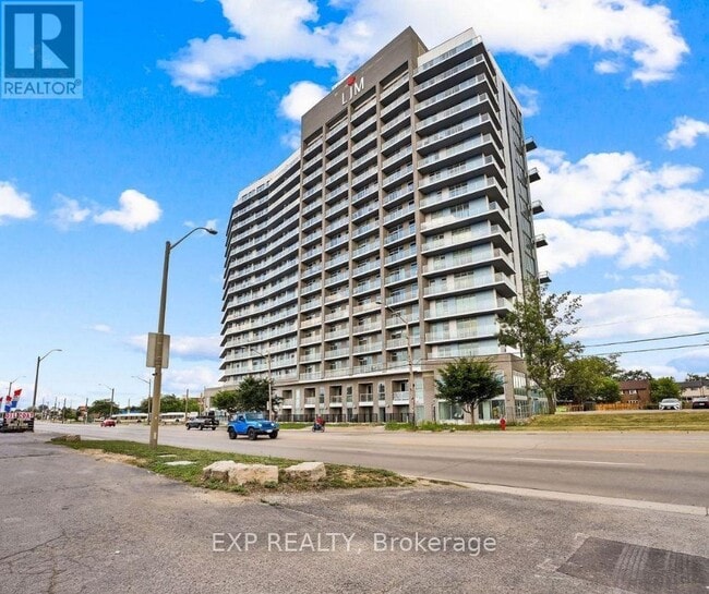 Building Photo - 2782 Barton St E