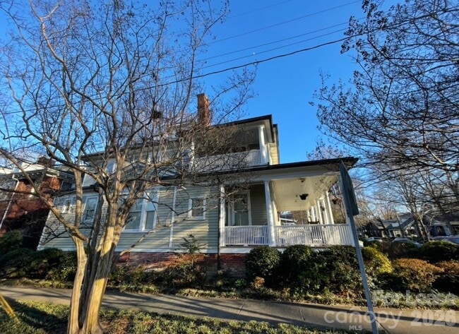 Building Photo - 501 E Kingston Ave