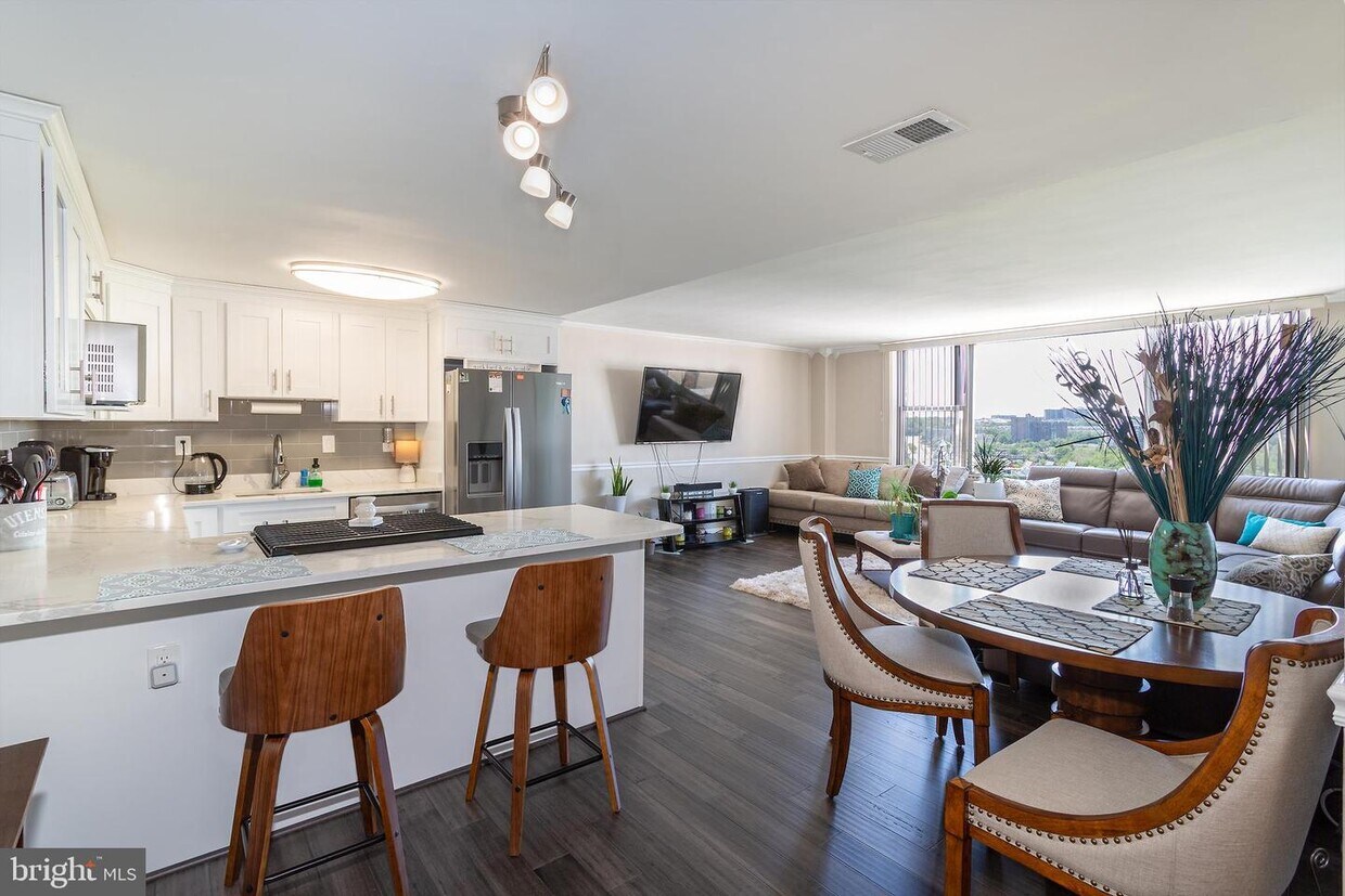 4600 Duke St Unit 1603, Alexandria, VA 22304 Room for Rent in