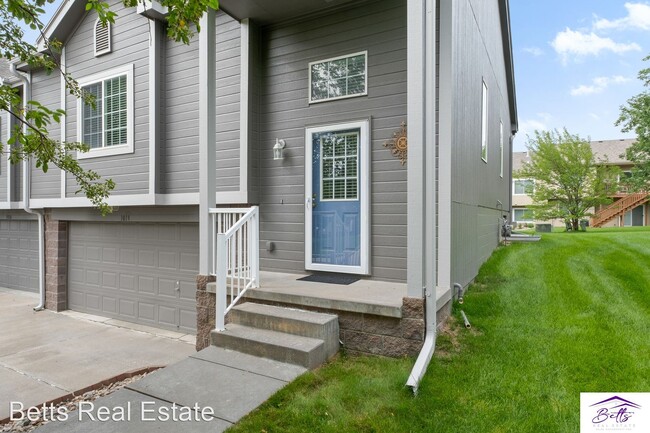 Building Photo - 3 br, 2 bath House - 1018 GOLD COAST ROAD