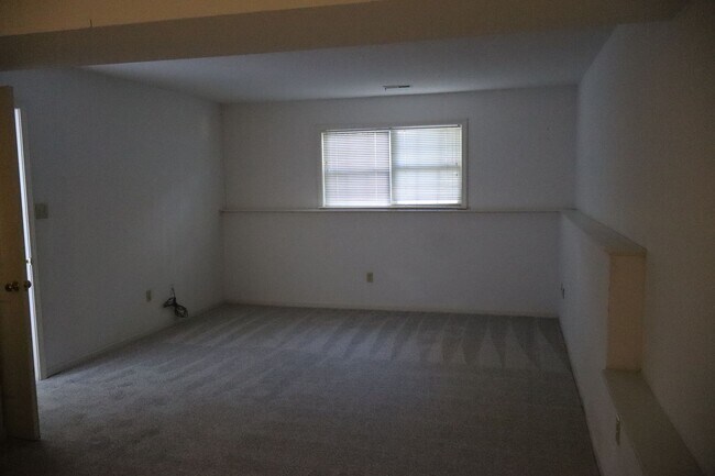 Foto del edificio - 1900 S El Dorado Dr