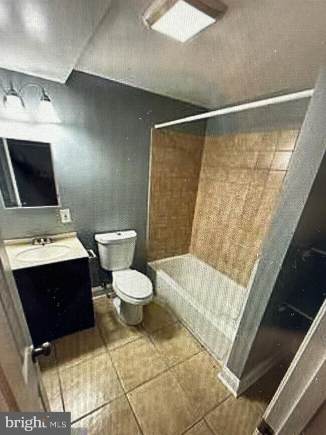 Foto del edificio - 1529 E 29th St