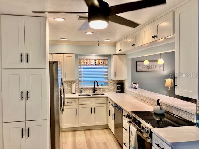 Building Photo - 121 14th Ave N