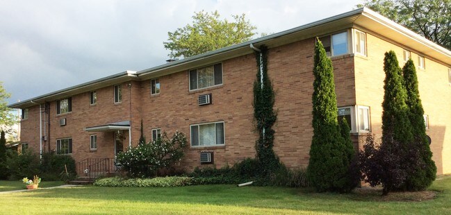 Foto del edificio - 824 Edgemont Blvd