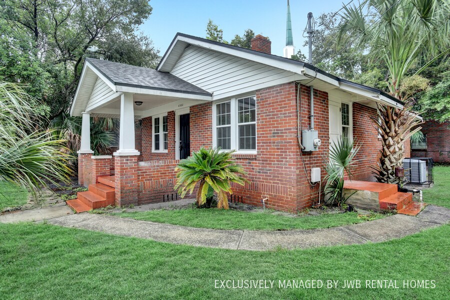 Foto principal - 6500 Evelyn Dr