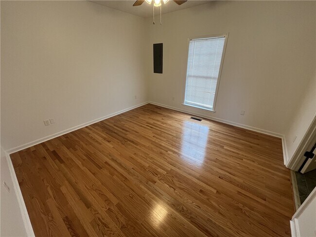 Foto del edificio - 309 Dixie Dr