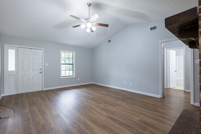 Foto del edificio - 3 Bedroom 2 Bath home in Valdosta
