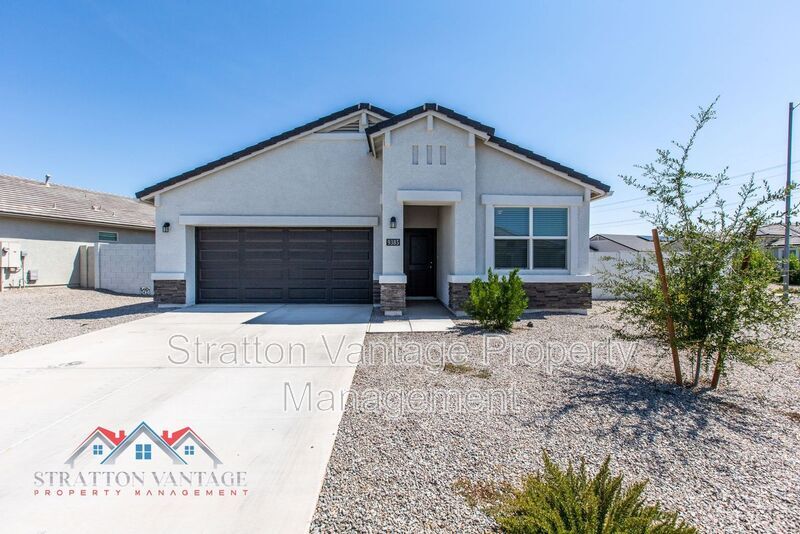 Foto principal - 9385 Orange Grove St