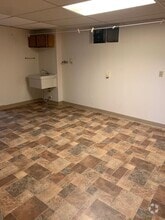 Building Photo - 326 Bocage Dr