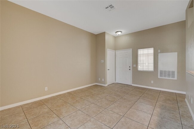 Building Photo - 3150 N Soft Breezes Dr
