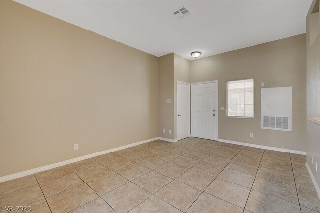 Foto del edificio - 3150 N Soft Breezes Dr