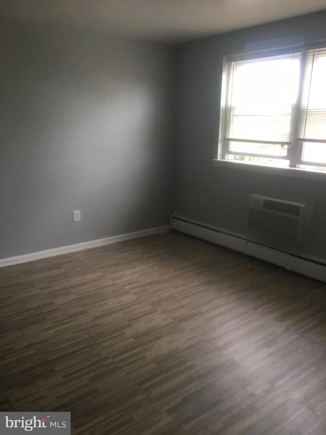 Foto del edificio - 7200-6 Crittenden St