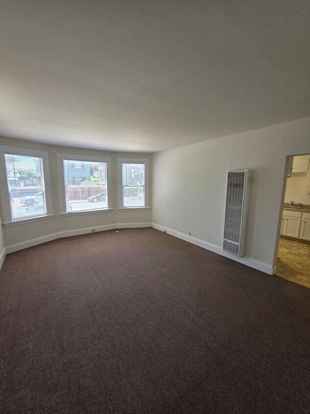 Photo - 422 East 15th Street