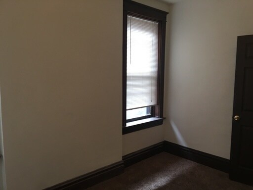 Foto del edificio - 3024 Miami St