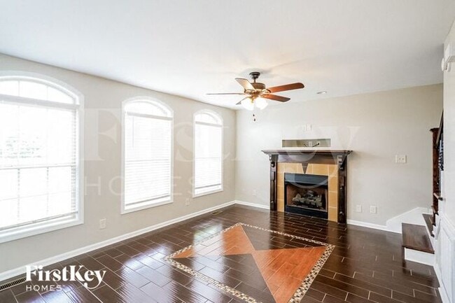 Building Photo - 2203 Killington Dr