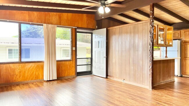 Building Photo - DESIRABLE MANOA VALLEY HOME W/ LARGE BONUS...