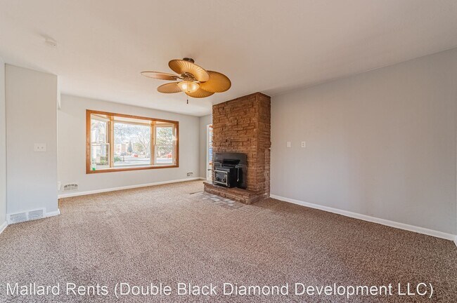 Foto del edificio - 3 br, 1.5 bath House - 5810 S Greenwood St,