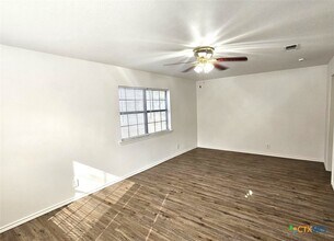 Building Photo - 105 Santa Clara St