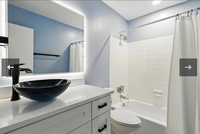 Foto del edificio - 4160 NE Breakwater Dr