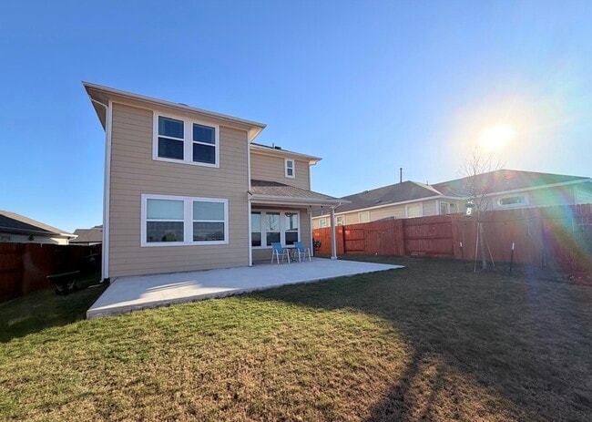 Building Photo - 1204 Flint Knapper Dr