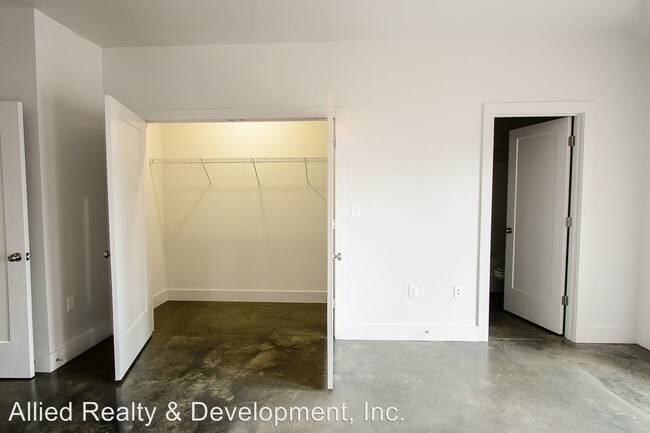 Building Photo - 1 16th Street