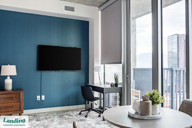 Foto del edificio - 151 S State St