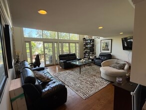 Building Photo - 14844 Valley Vista Blvd