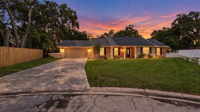 Building Photo - 5304 Rosecrest Cir