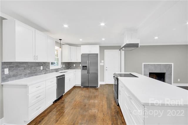 Foto del edificio - 6521 Mt Holly-Huntersville Rd