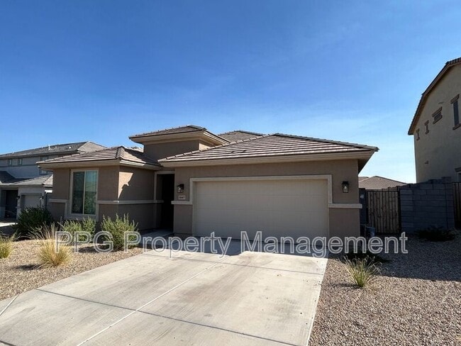 Building Photo - 18467 W Country Club Terrace