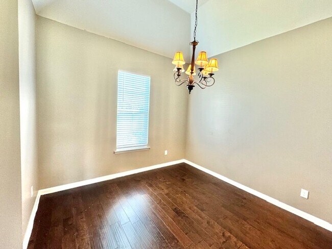 Foto del edificio - RichardPl4904