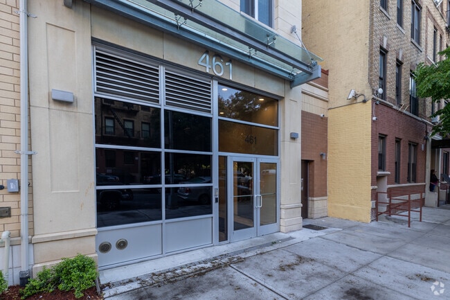 Entrance - 461 Alabama Ave