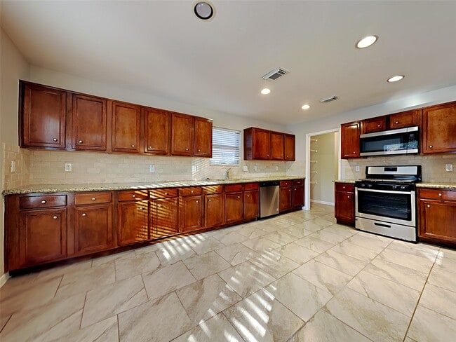 Building Photo - 20734 Tealbrook Dr