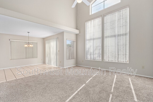 Building Photo - 1083 W Sandy Banks