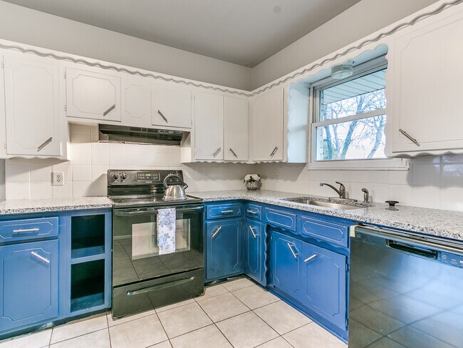 Foto del edificio - 940 SW 4th Pl