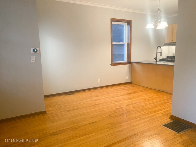 Building Photo - 1641 N North Park Avenue