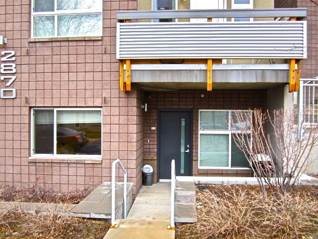 Foto del edificio - PRE-LEASE! One Bedroom Loft In Landmark Lofts. Walk To Campus.  Underground Parking & Storage Loc...