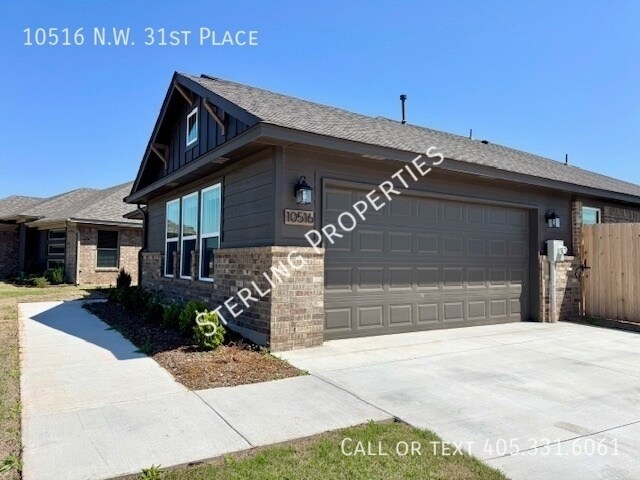 Building Photo - 10516 NW 31st Pl