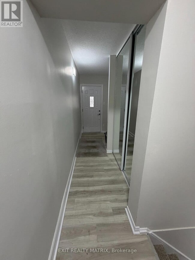 Building Photo - 3445 Uplands Dr