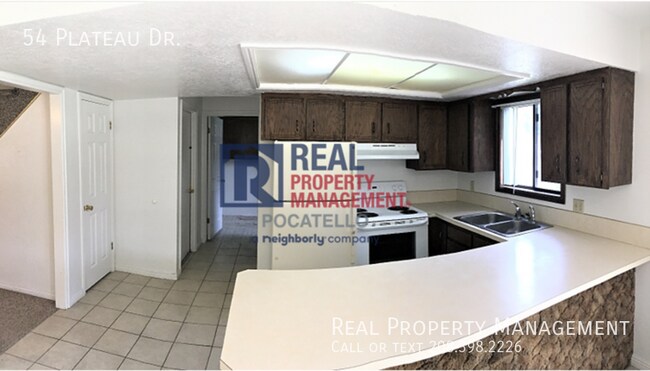 Foto del edificio - 3 bedroom 1.5 bath Duplex - Pets negotiable