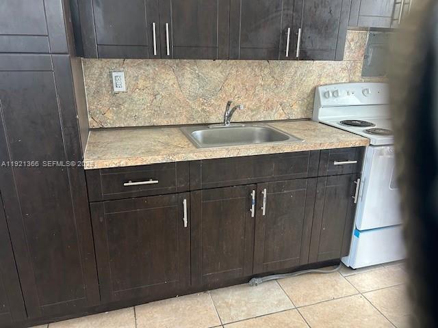 Building Photo - 2230 Service Rd