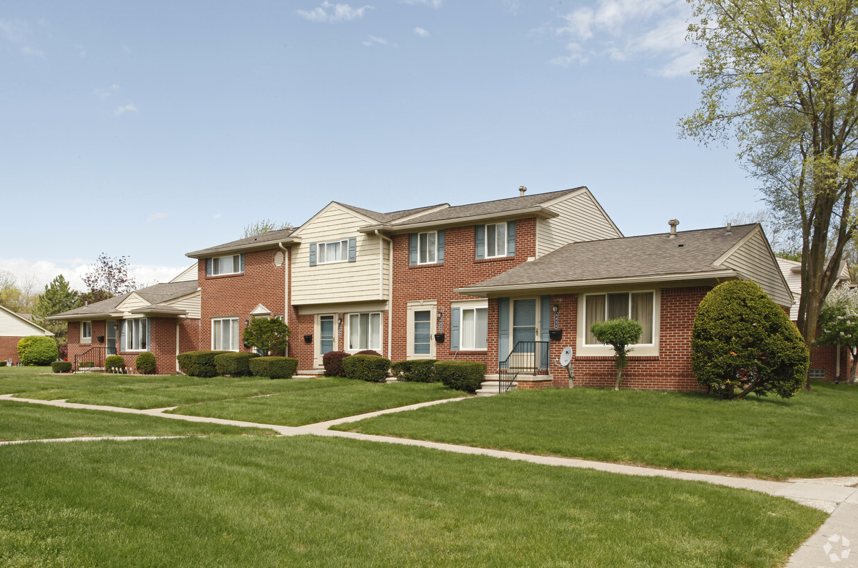 Foto del edificio - Wellesley Townhomes Cooperative