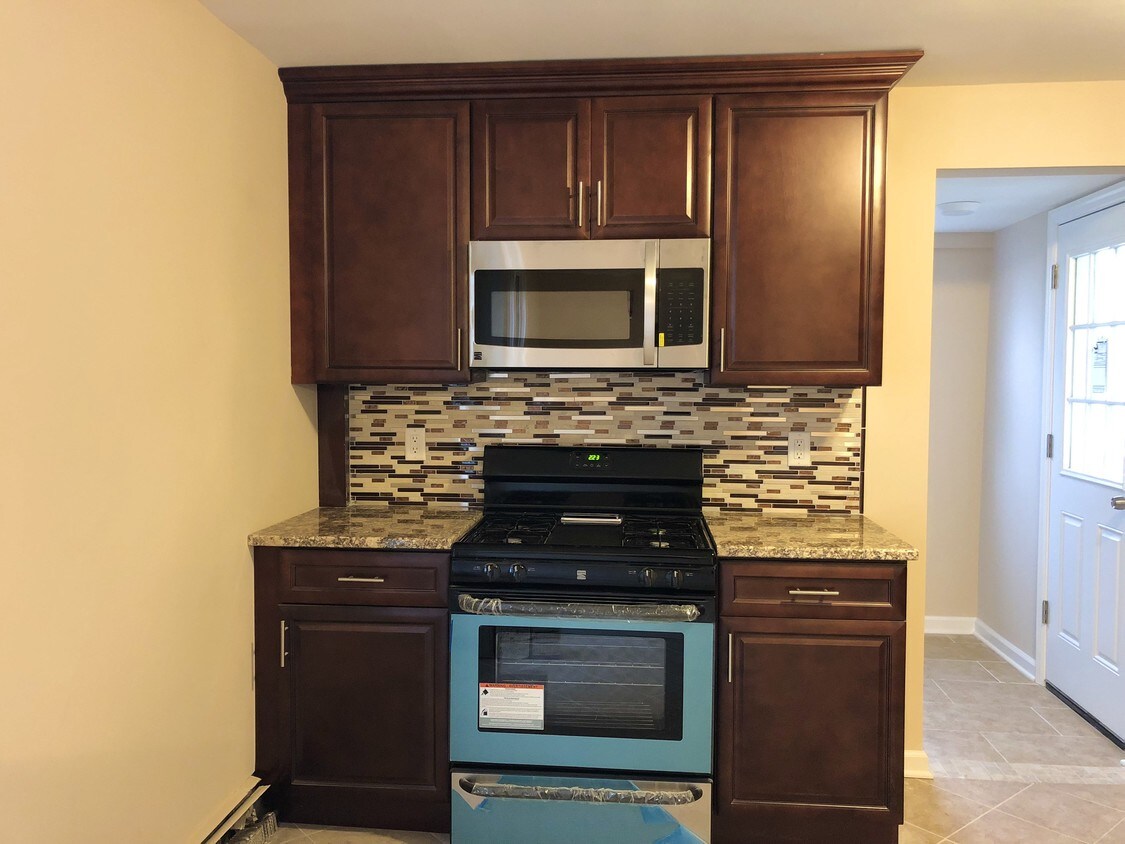 57 Park Ave, Washington, NJ 07882 Townhome Rentals in Washington NJ