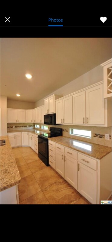 Building Photo - 221 Birch Oak Ln