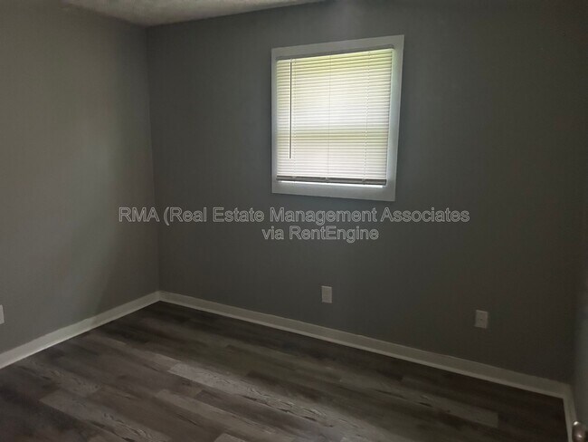 Foto del edificio - 217 W Quilly St