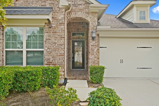 Building Photo - 10098 Black Maple Dr