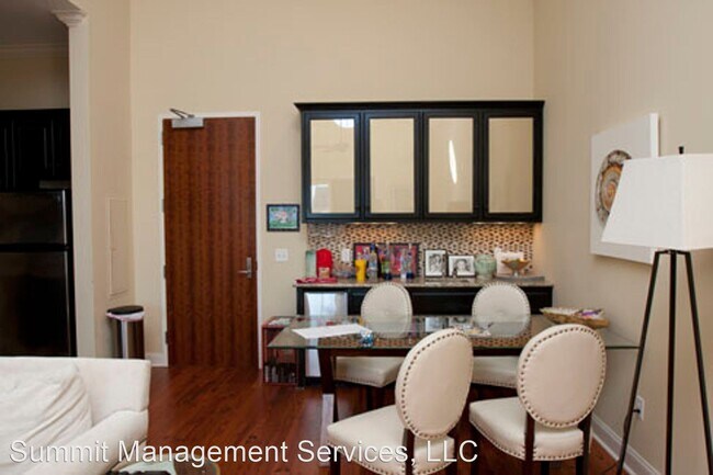 Building Photo - 1 br, 1 bath House - 1200 Jefferson #306