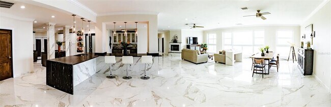 Foto del edificio - 6020 Shore Blvd S