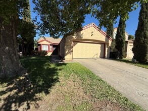Building Photo - 8817 La Margarita Way