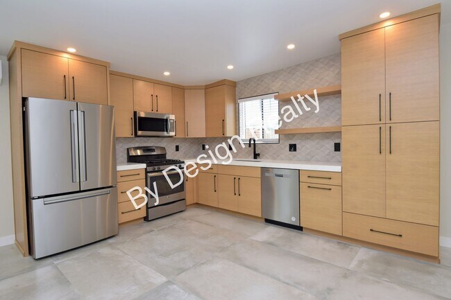 Foto del edificio - 3 Bed 3 Bath - Built in 2024 - 1/2 Mile to...